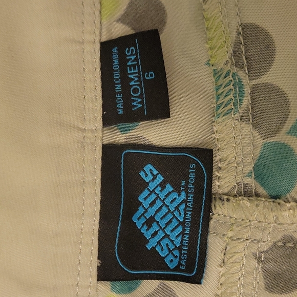 Eastern Mountain, size 6, shorts - Picture 3 of 6